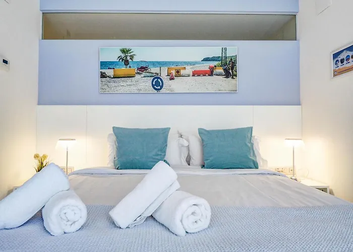 Апартаменты Blue Serenity By Hello Homes